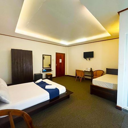 Nico Lagoon Hotel Negombo Exterior photo