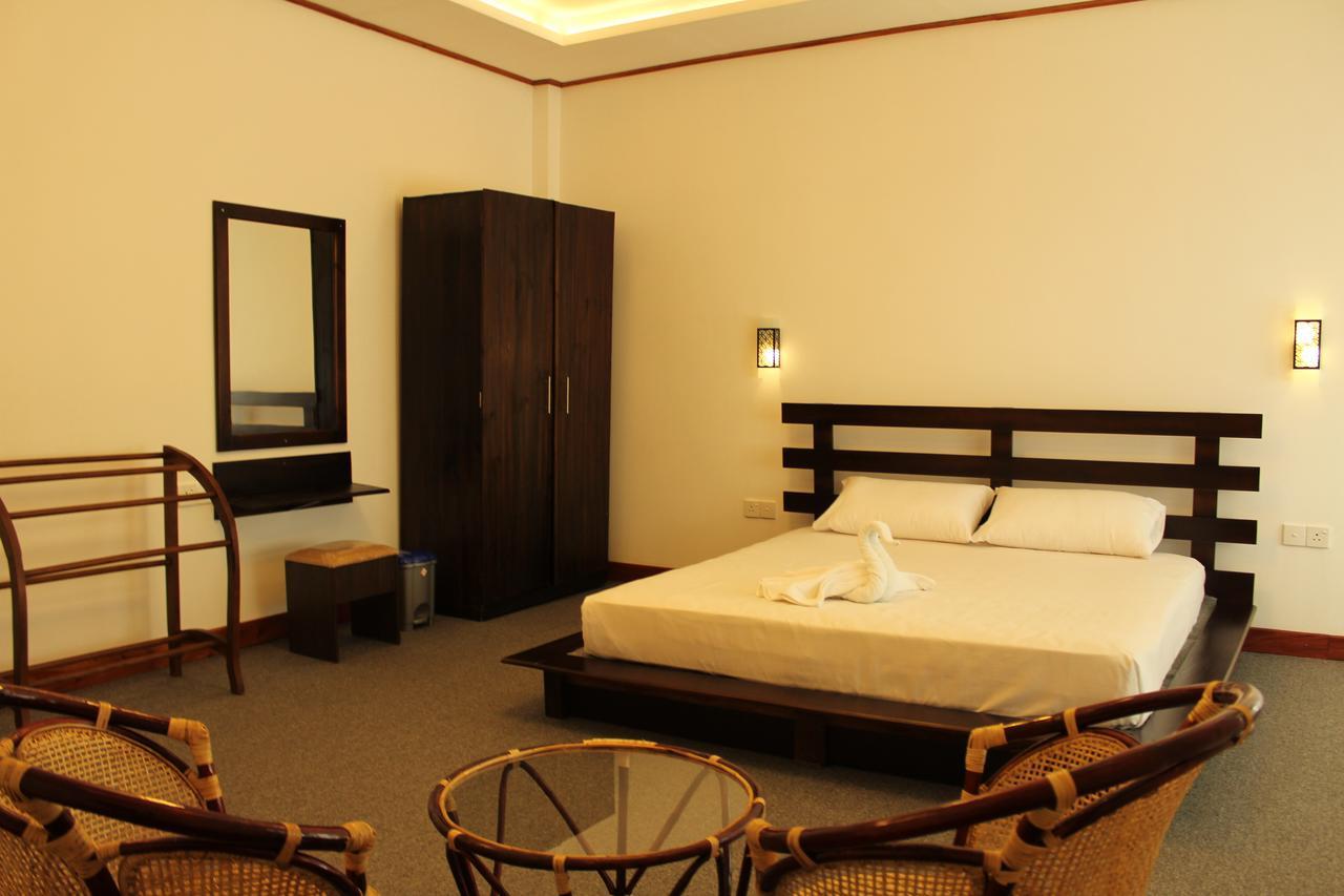 Nico Lagoon Hotel Negombo Exterior photo